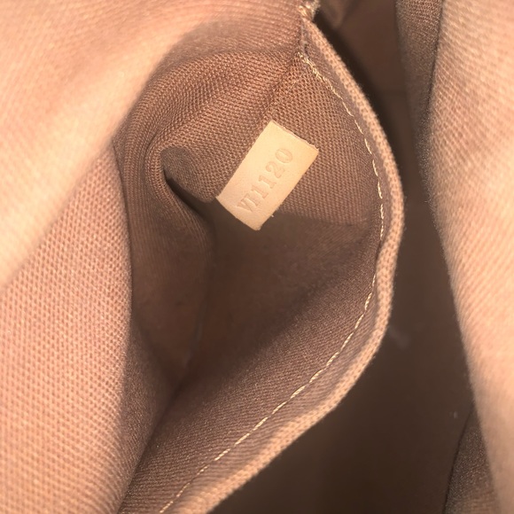 Louis Vuitton bag - Picture 4 of 4